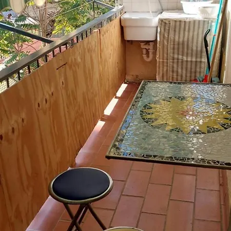 La Via Di Casa Apartment